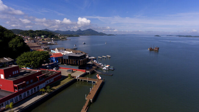 Imagem da Baía de Babitonga. Foto: Renato Soares/MTur